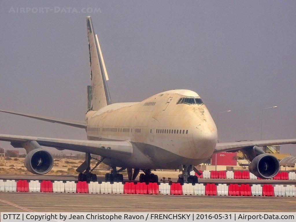 Nefta Airport, Sadam Hussein' 747SP