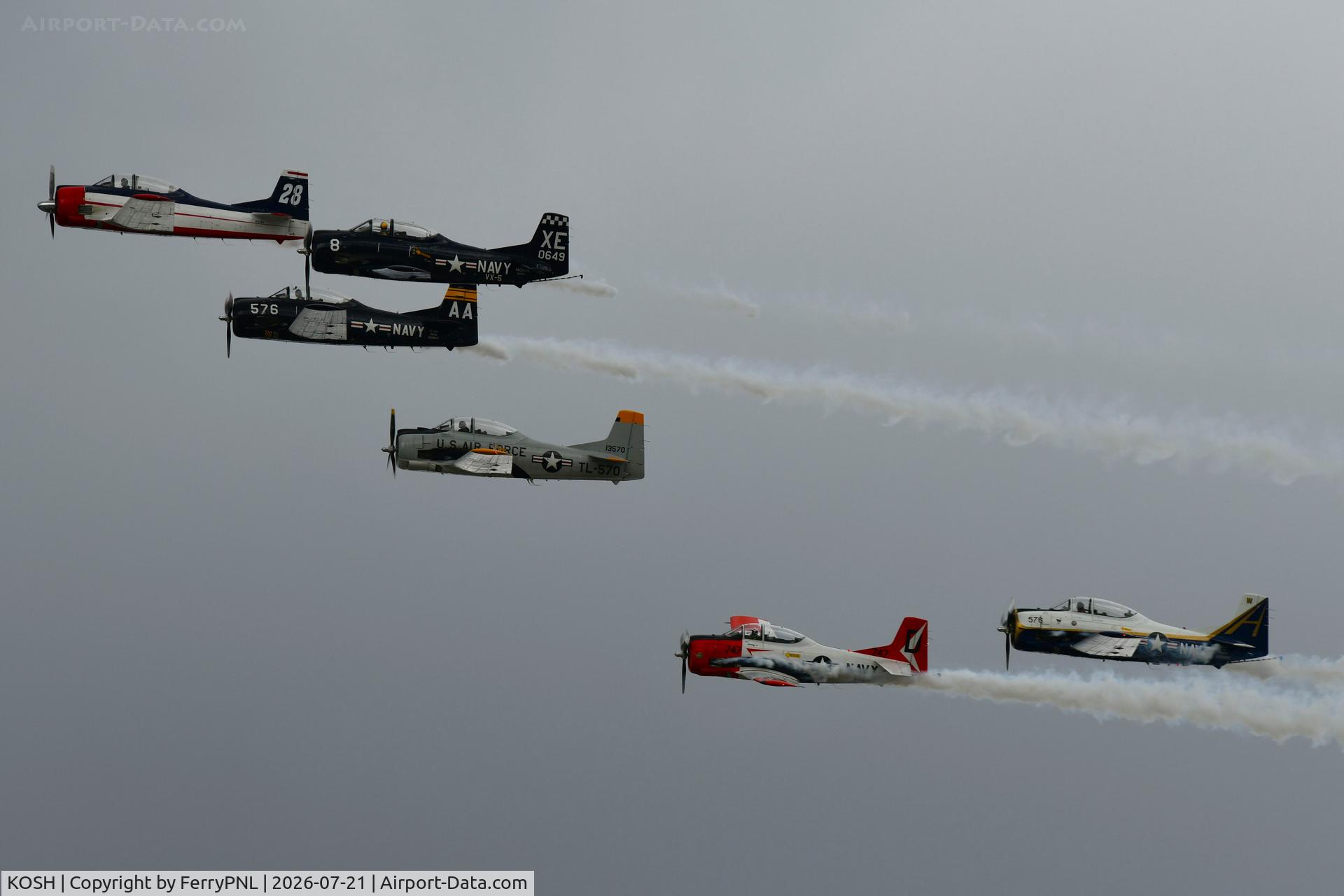 Wittman Regional Airport, EAA Air Venture 2026 North American T 28 trojan show