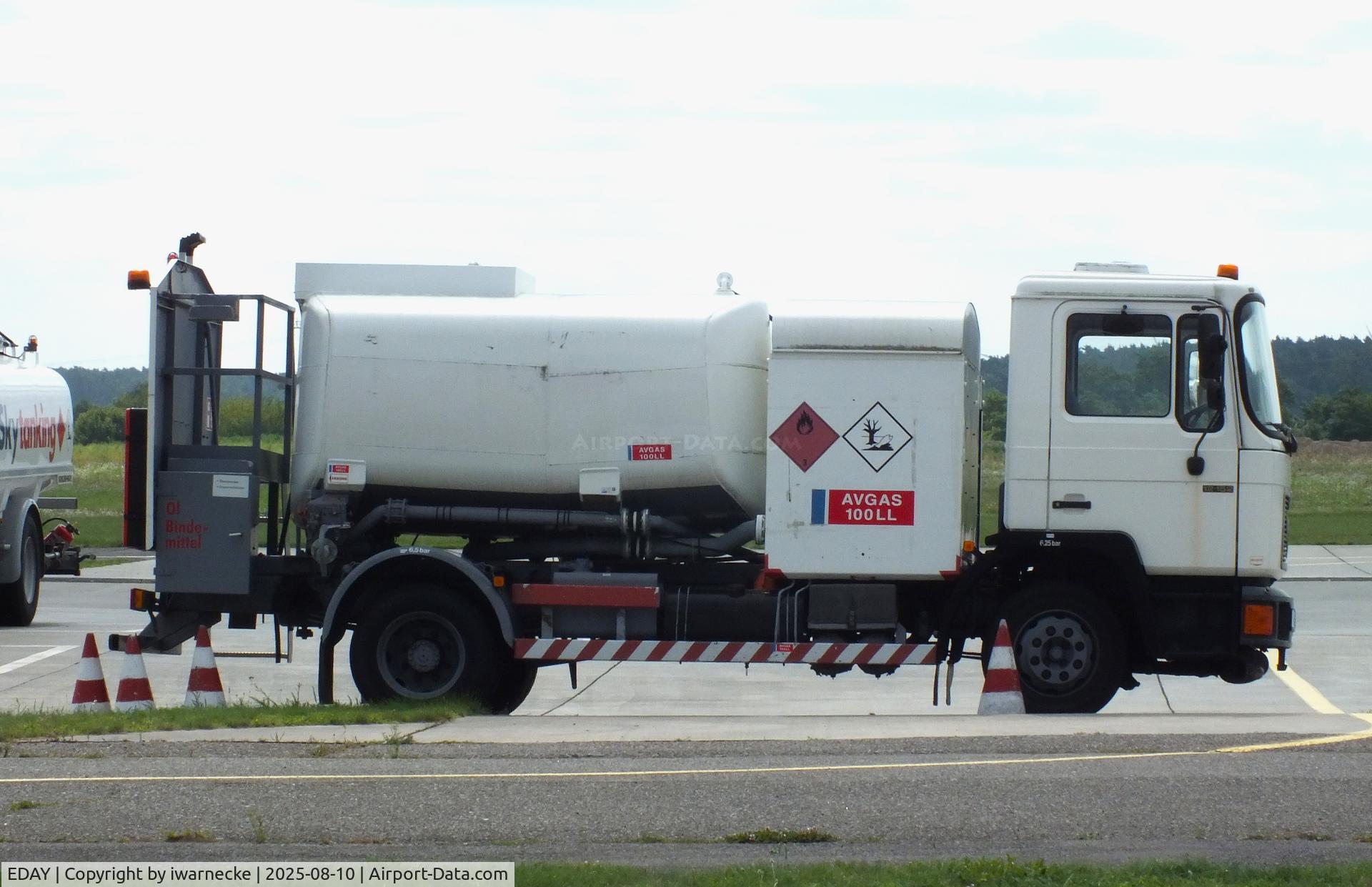 Strausberg Airfield Airport, airfield fuel truck at Strausberg airfield #v, photo by iwarnecke