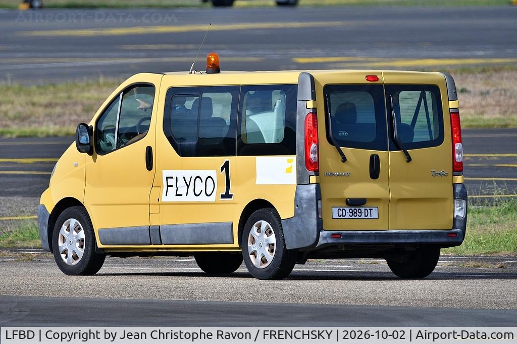 Bordeaux–Mérignac Airport, FLYCO 1, photo by Jean Christophe Ravon / FRENCHSKY
