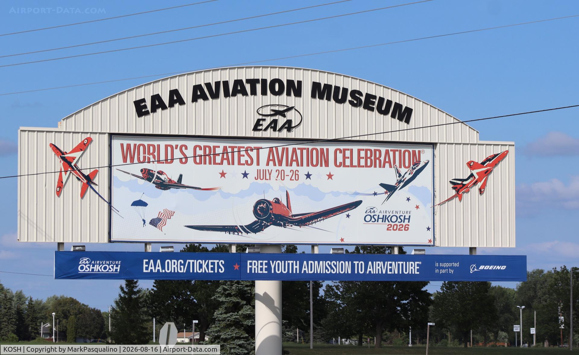 Wittman Regional Airport, EAA Oshkosh Airventure 2026, photo by MarkPasqualino