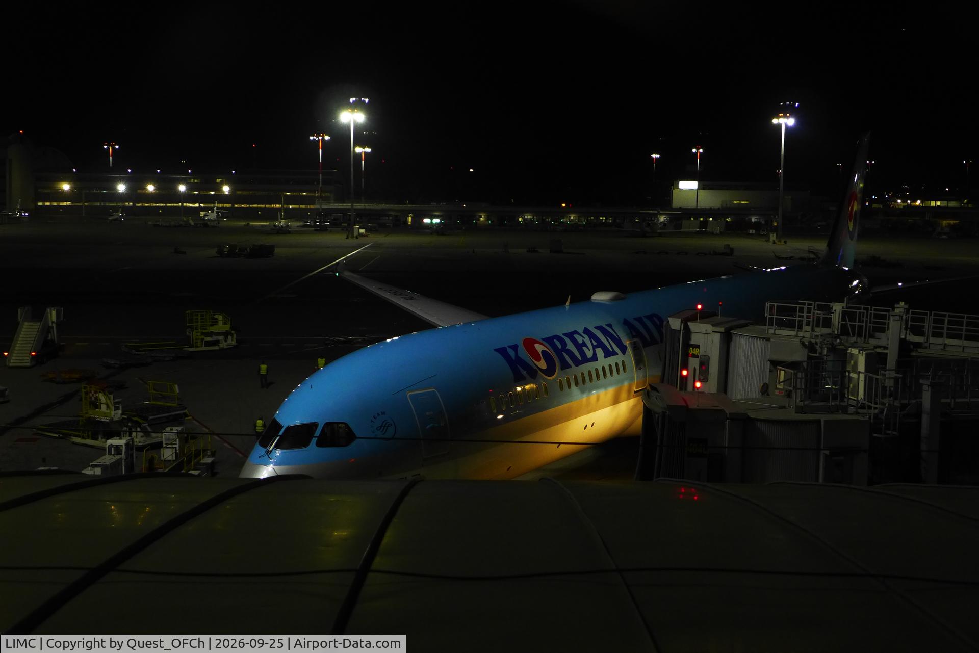 Milan Malpensa International Airport, Korean Air B78X, photo by Quest_OFCh